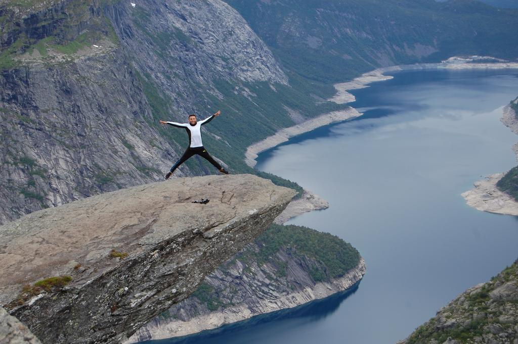 Trolltunga Studios Odda Exterior photo